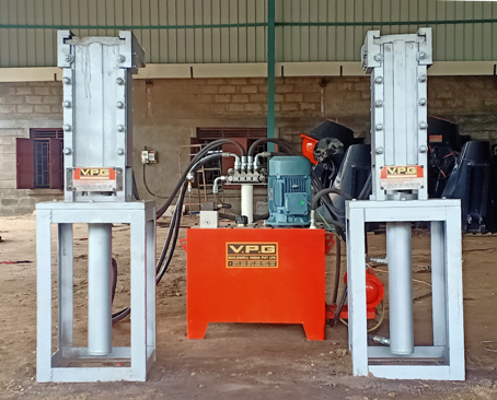 Semi Automatic Interlocking Bricks Machine